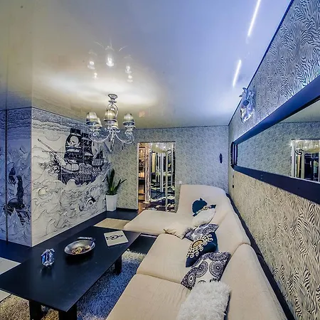 Stylish In The Center Of Апартаменты *