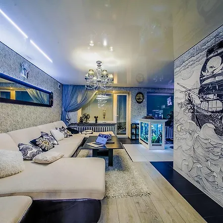 Апартаменти Stylish In The Center Of *